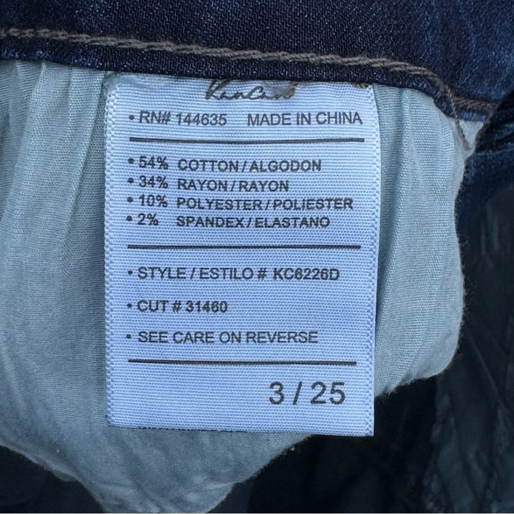 Kancan Blue Ankle Cropped Jeans with Frayed Hem and Pearl Detail - Picture 14 of 15